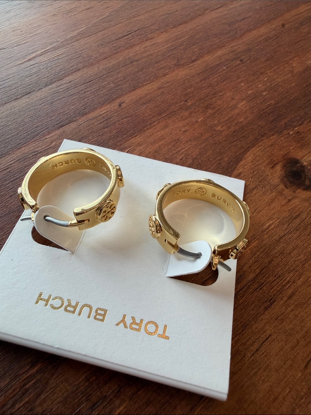 Tory Burch small icon hoop earring - Picture 3 of 6
